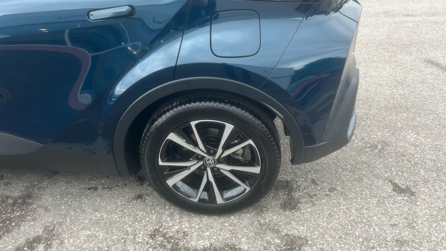 Used Toyota C-HR 2025 for sale - 76157673: Photo 27