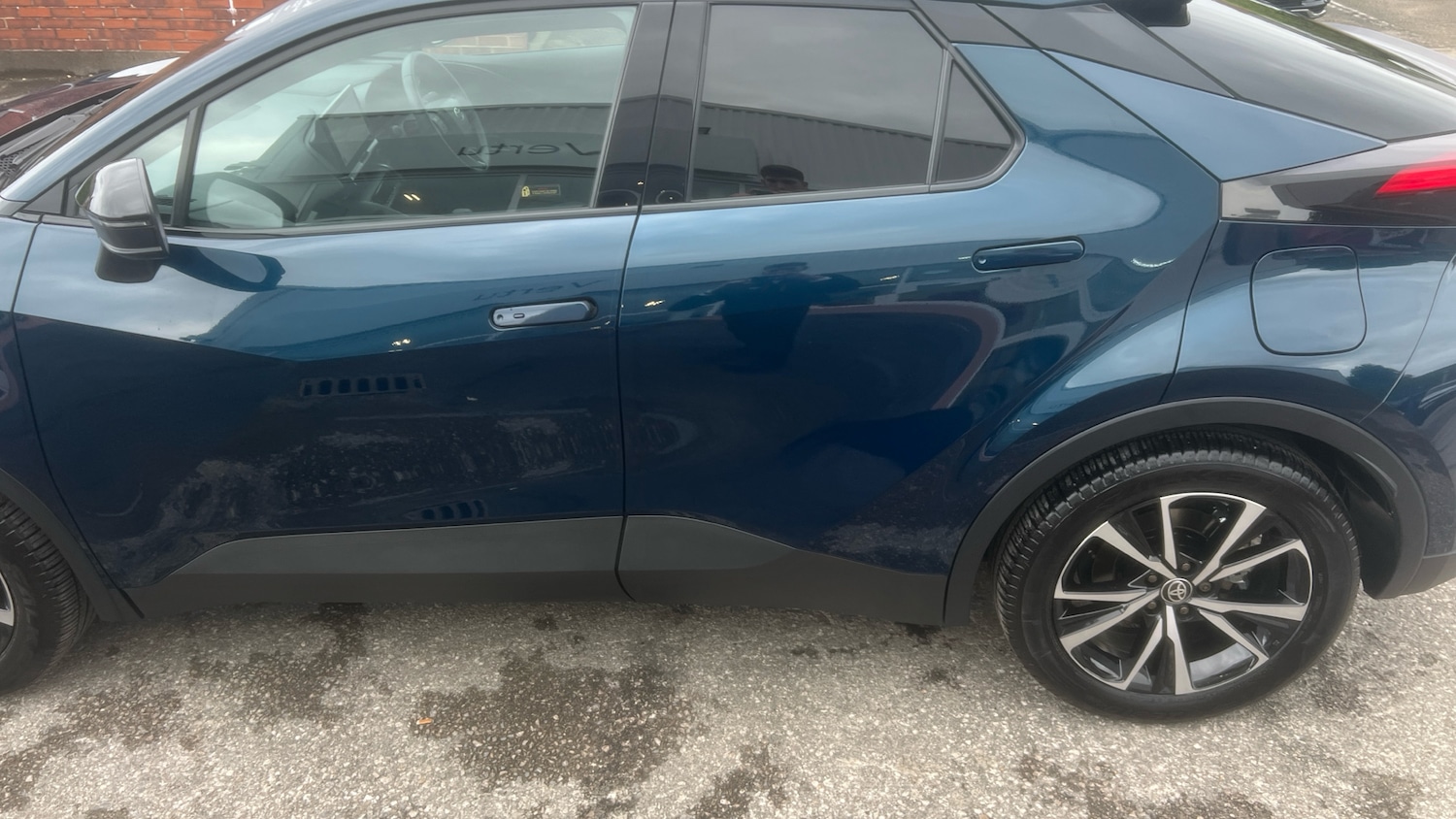 Used Toyota C-HR 2025 for sale - 76157673: Photo 28