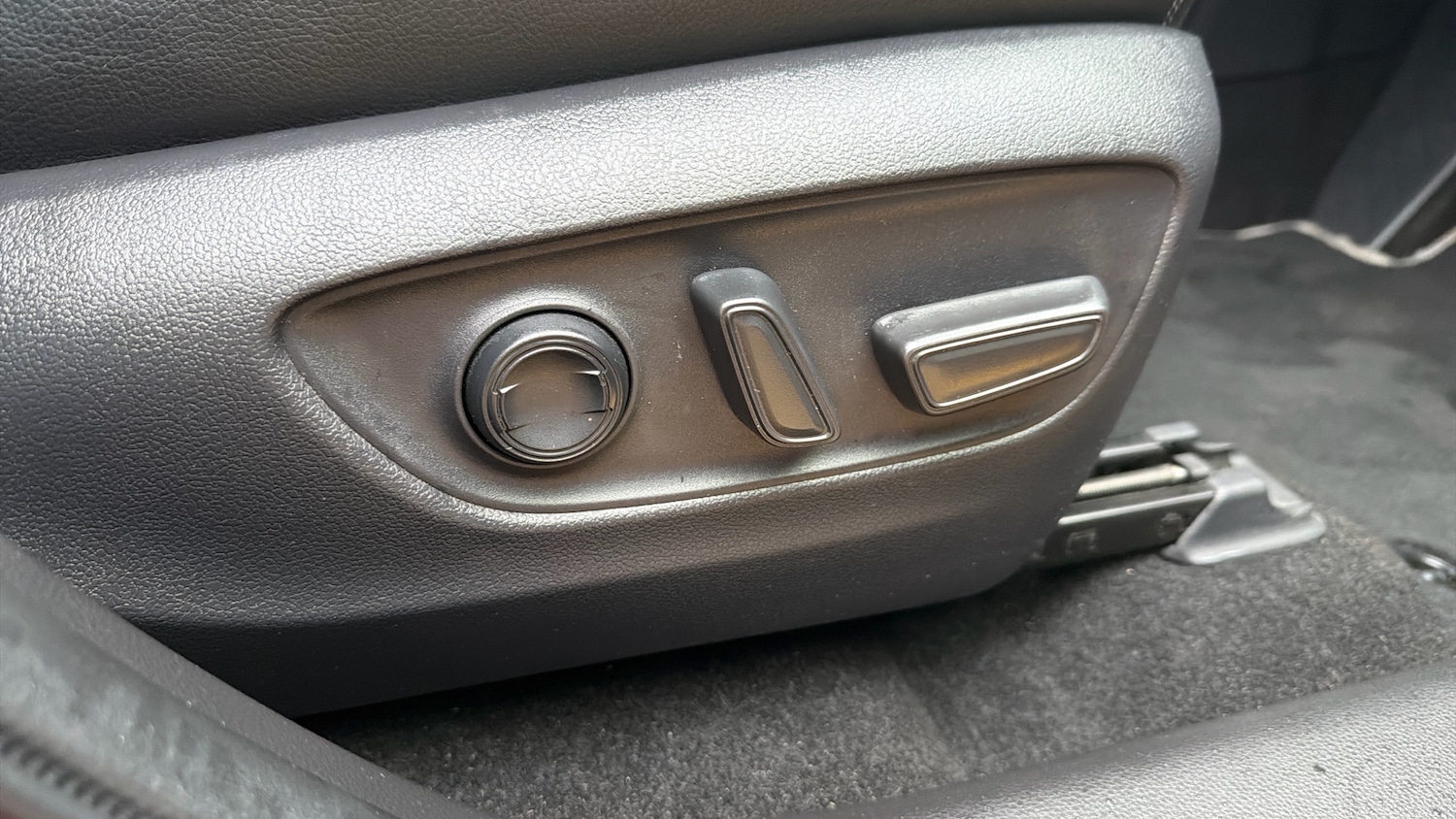 Used Toyota RAV4 2022 for sale - 76796808: Photo 26