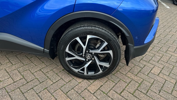 Used Toyota C-HR 2018 for sale - 76330331: Photo 34