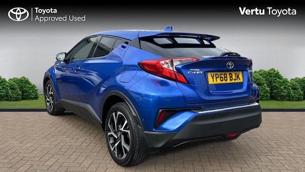 Used Toyota C-HR 2018 for sale - 76330331: Photo 4
