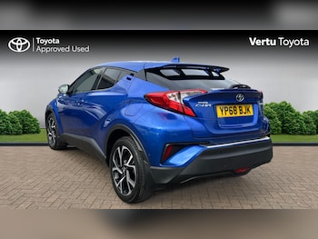 Used Toyota C-HR 2018 for sale - 76330331: Photo 4