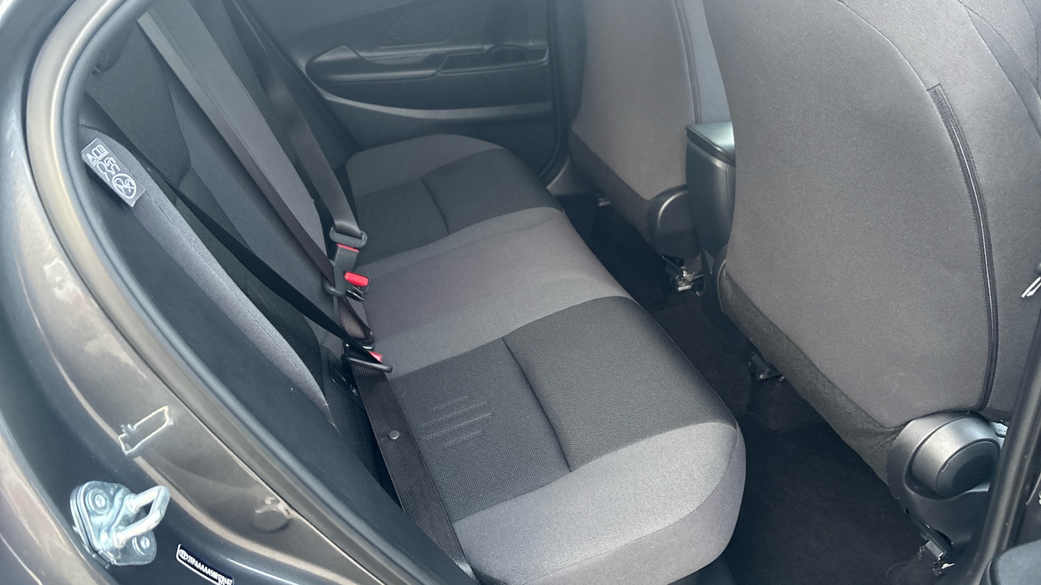 Used Toyota C-HR 2025 for sale - 77094018: Photo 12