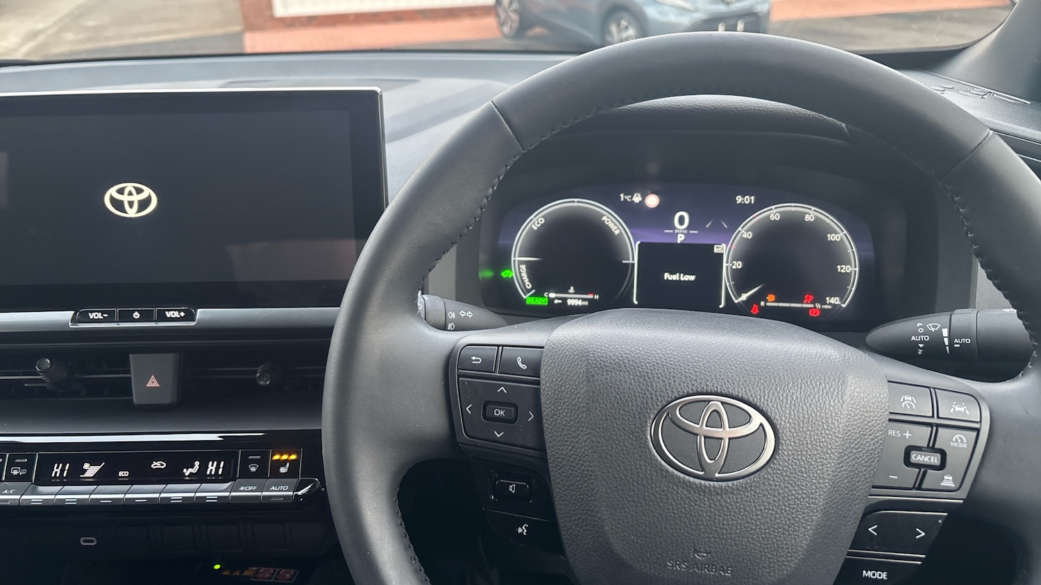 Used Toyota C-HR 2025 for sale - 77094018: Photo 8