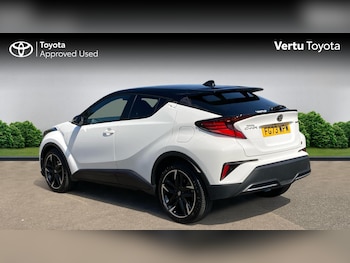 Used Toyota C-HR 2023 for sale - 79044944: Photo