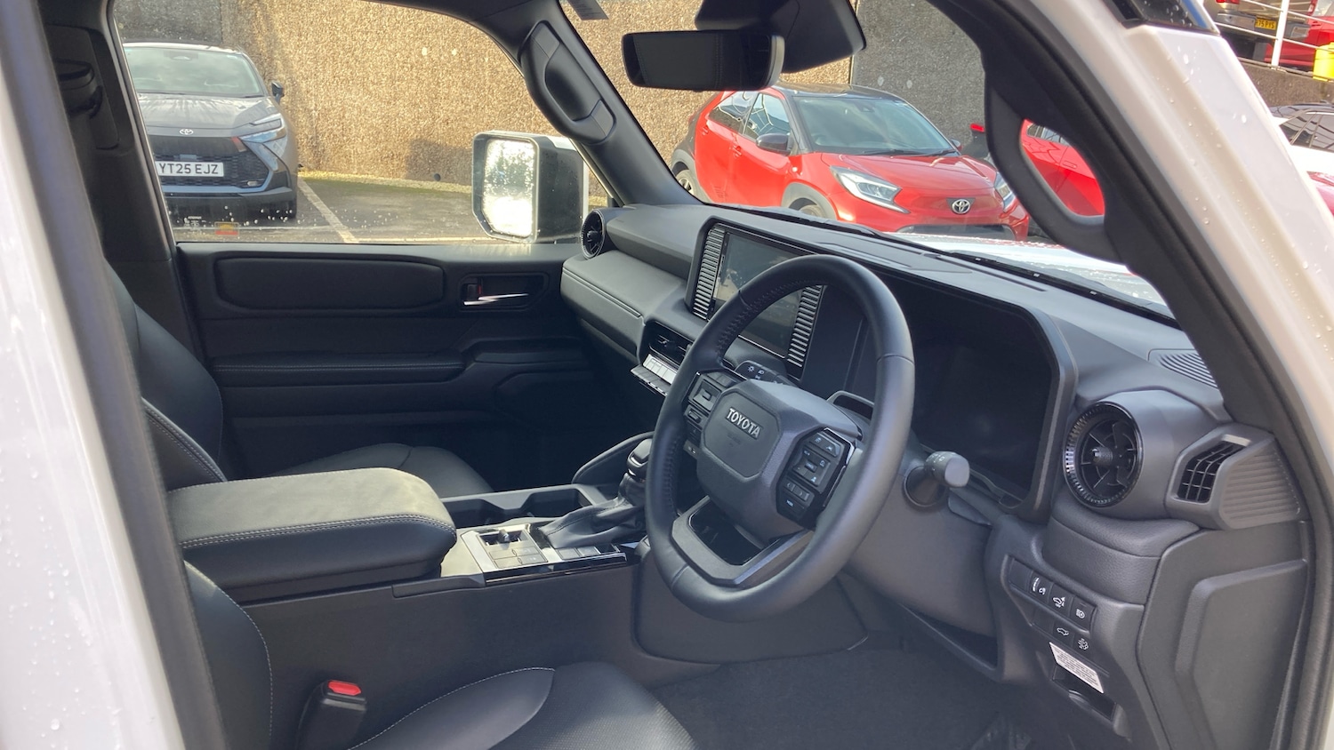 Used Toyota Land Cruiser 2025 for sale - 77392109: Photo 11