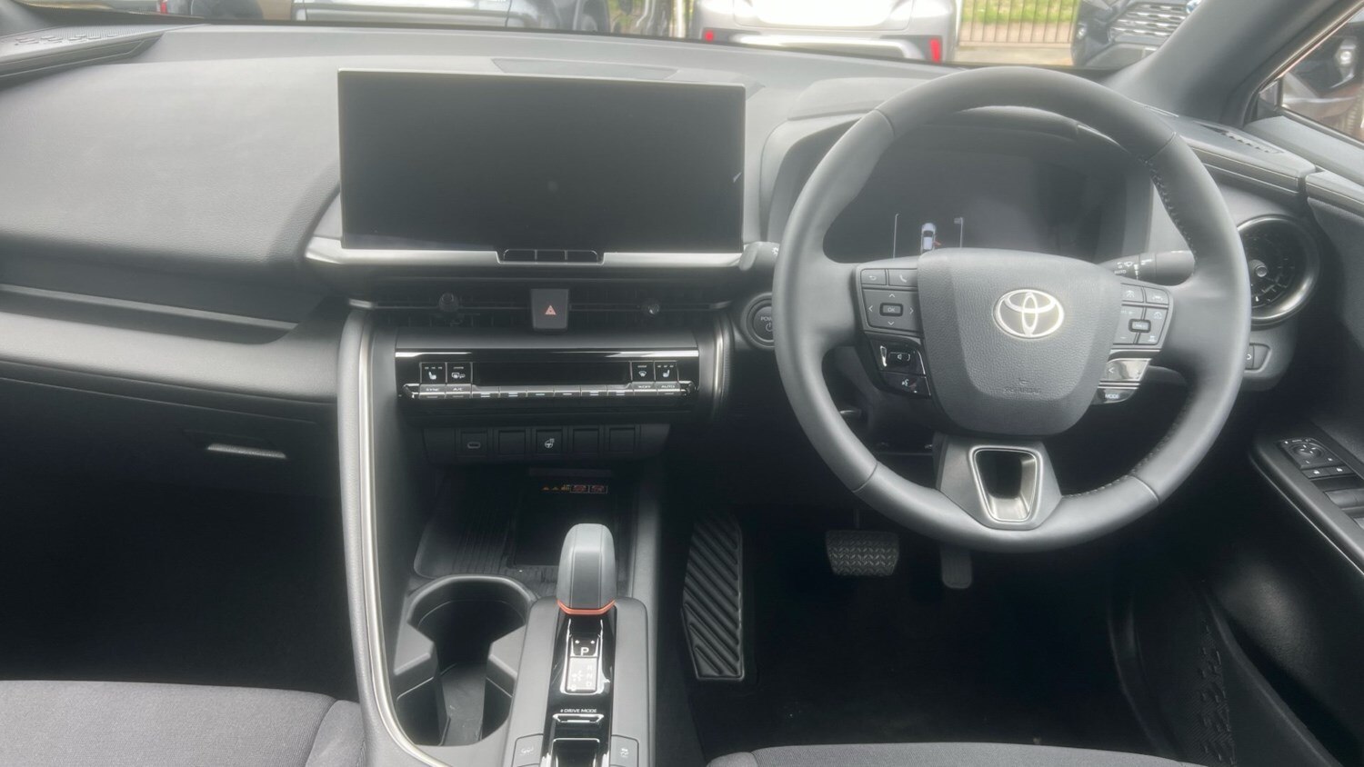2025 Toyota C-HR 2.0 PHEV Design 5dr CVT Hatchback Hatchback Hybrid Automatic - Picture 5 of 24