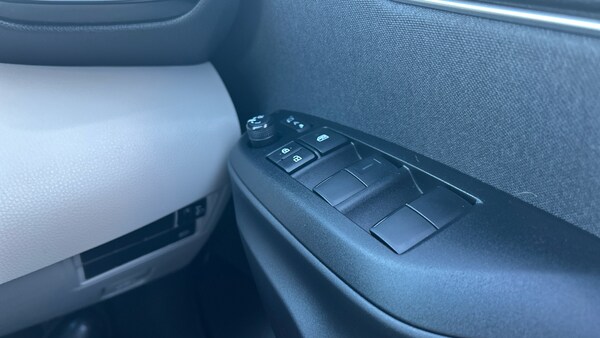Used Toyota Yaris 2022 for sale - 76193818: Photo 23