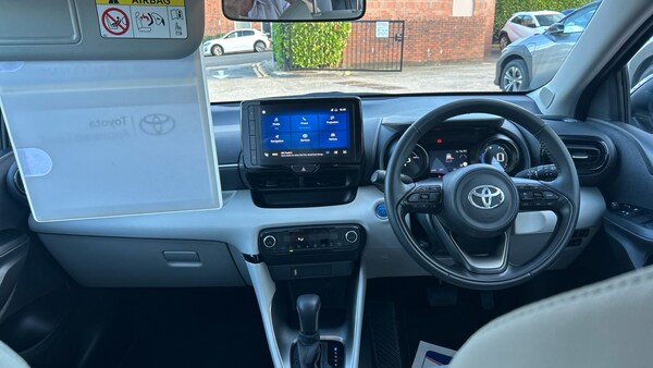 Used Toyota Yaris 2022 for sale - 76193818: Photo 5