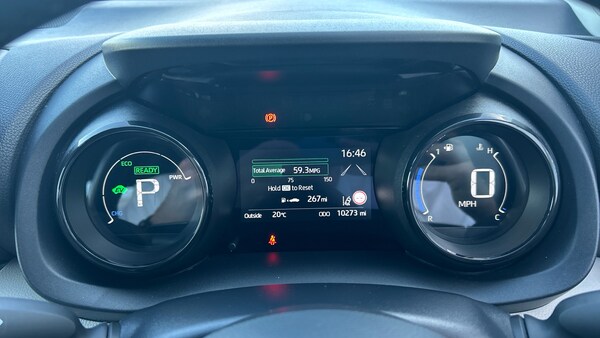 Used Toyota Yaris 2022 for sale - 76193818: Photo 9