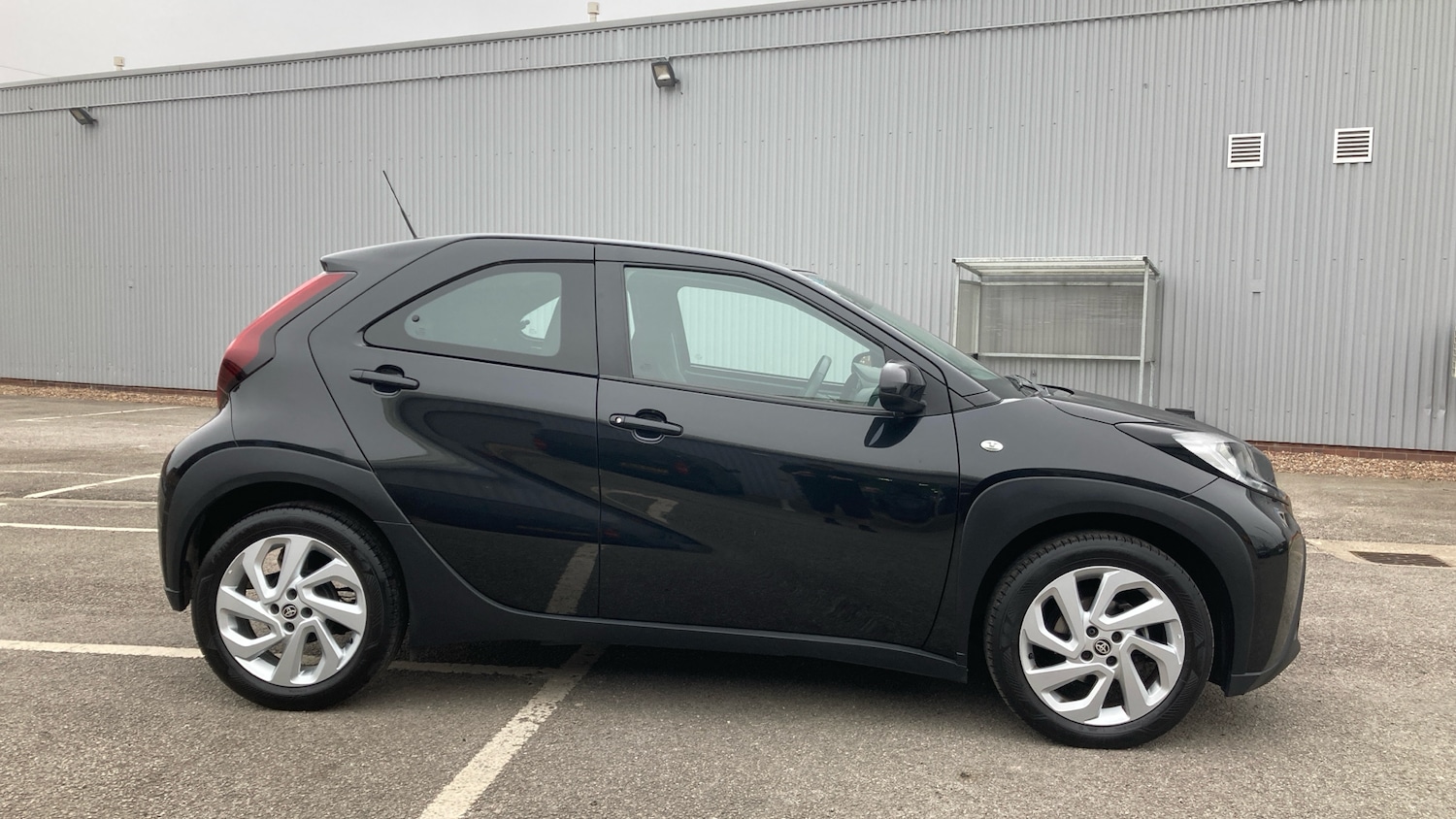 Used Toyota Aygo X 2022 for sale - 78067362: Photo 16