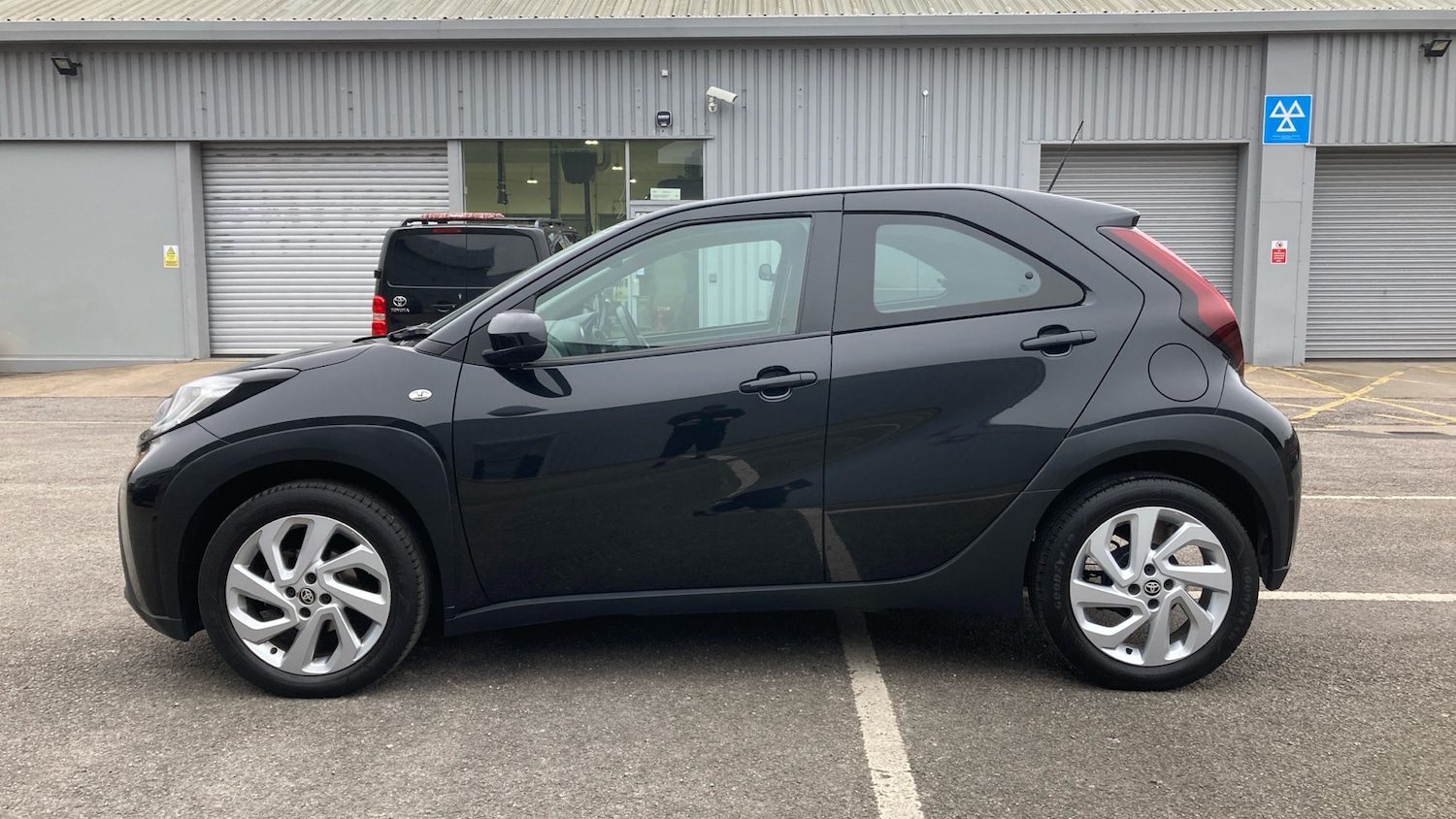 Used Toyota Aygo X 2022 for sale - 78067362: Photo 17