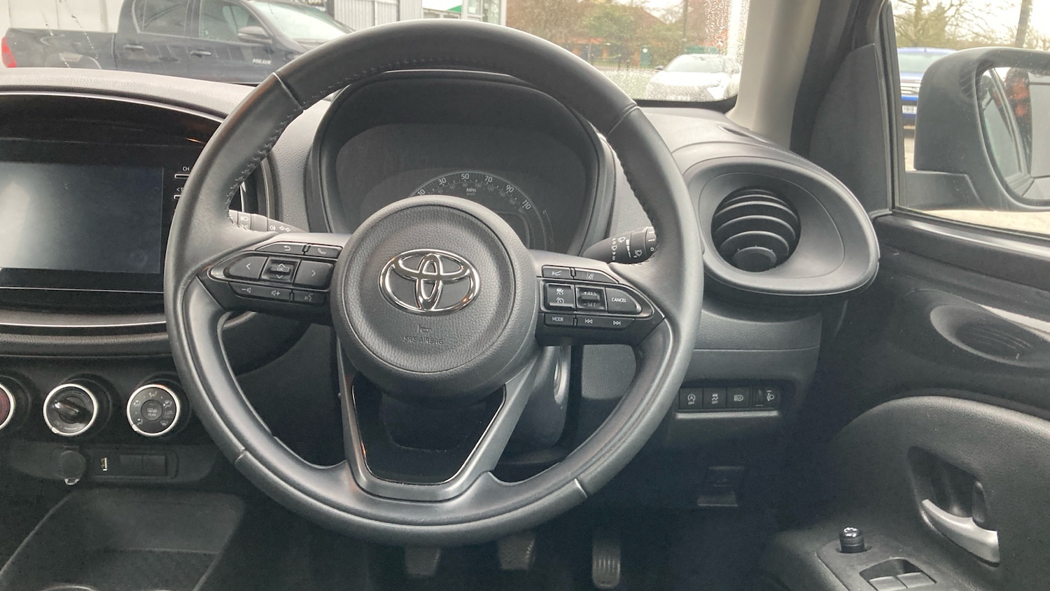 Used Toyota Aygo X 2022 for sale - 78067362: Photo 8