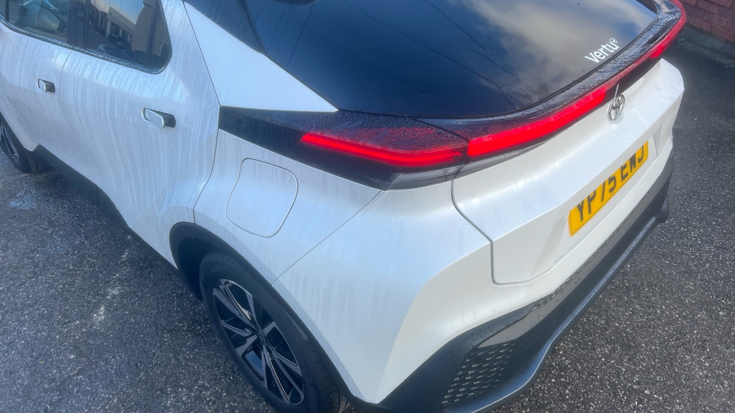 Used Toyota C-HR 2025 for sale - 76881498: Photo 27