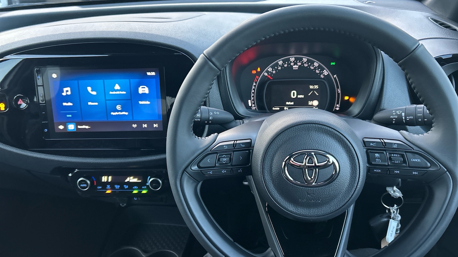 Used Toyota Aygo X 2025 for sale - 76881520: Photo 6