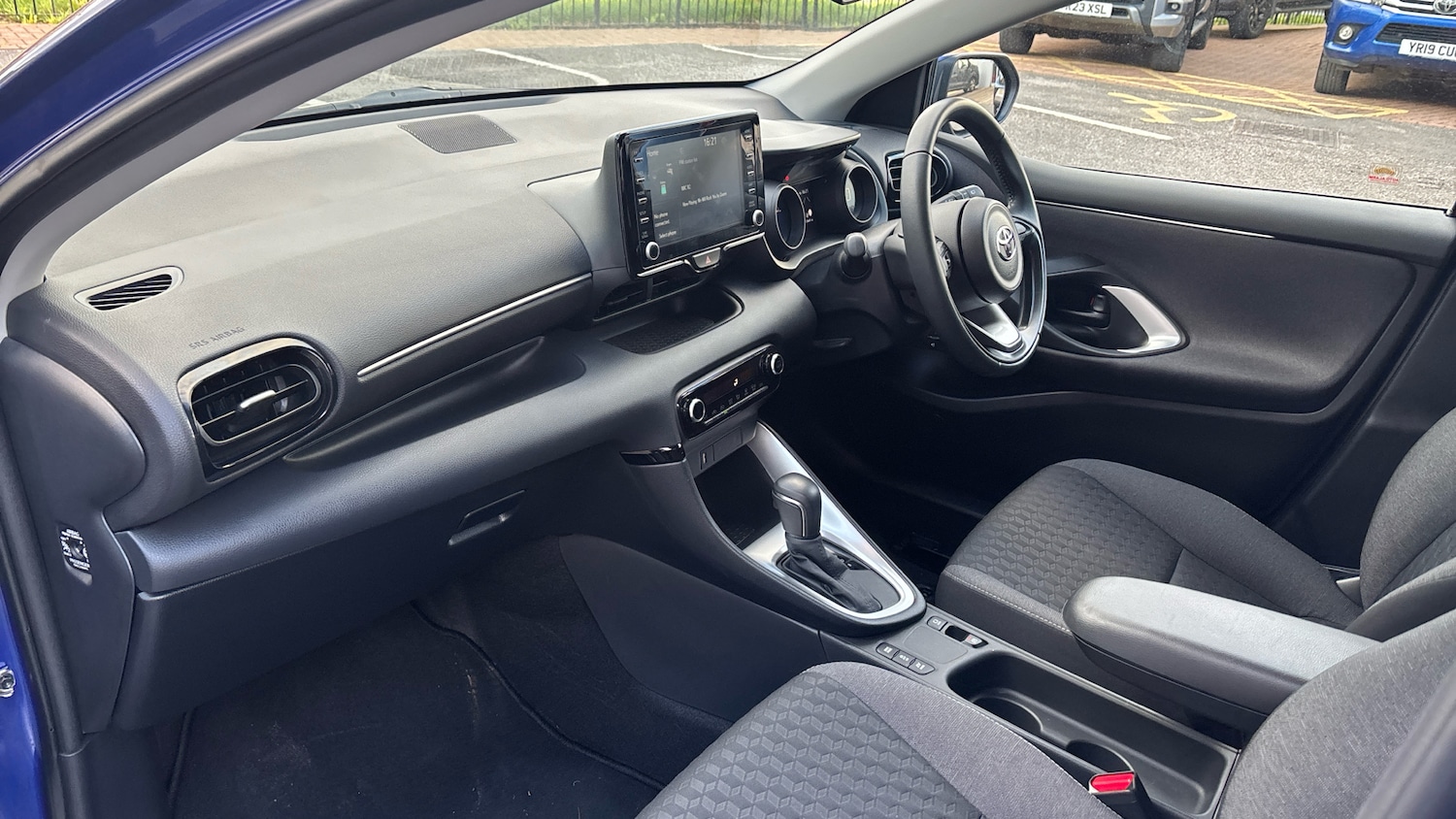 Used Toyota Yaris 2023 for sale - 77983909: Photo 10