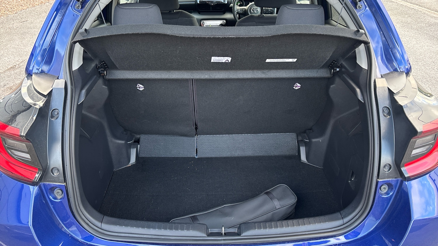 Used Toyota Yaris 2023 for sale - 77983909: Photo 14