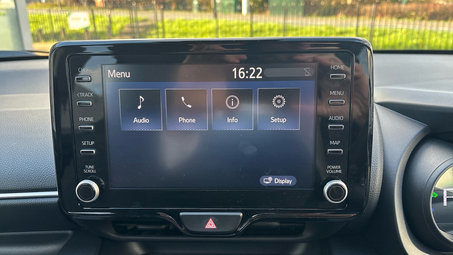 Used Toyota Yaris 2023 for sale - 77983909: Photo 20