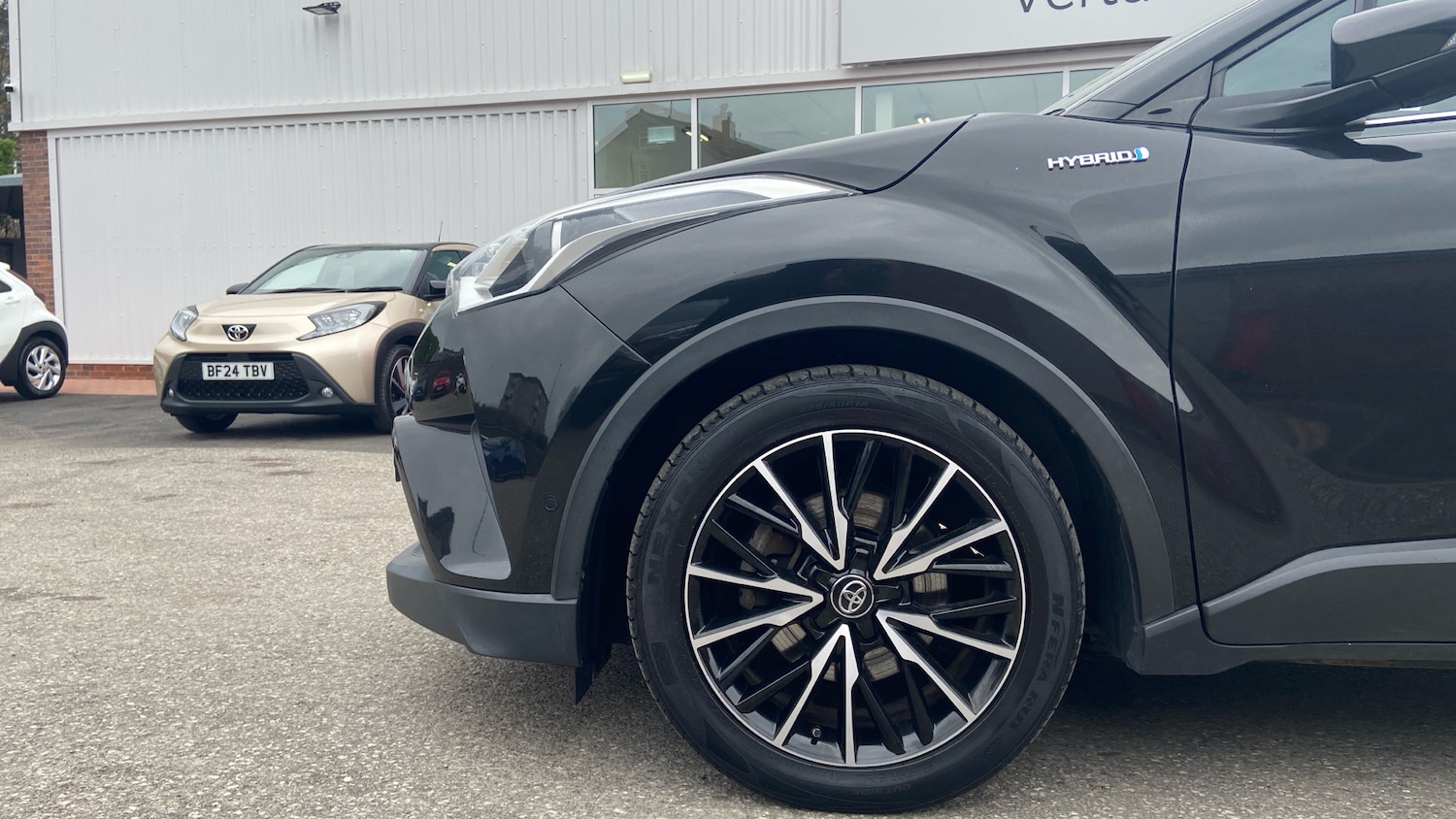 Used Toyota C-HR 2017 for sale - 77946941: Photo 18