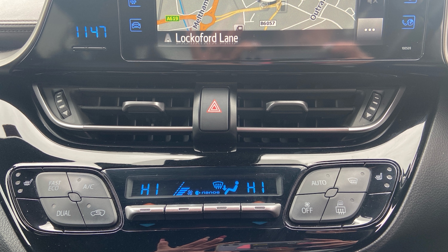 Used Toyota C-HR 2017 for sale - 77946941: Photo 25