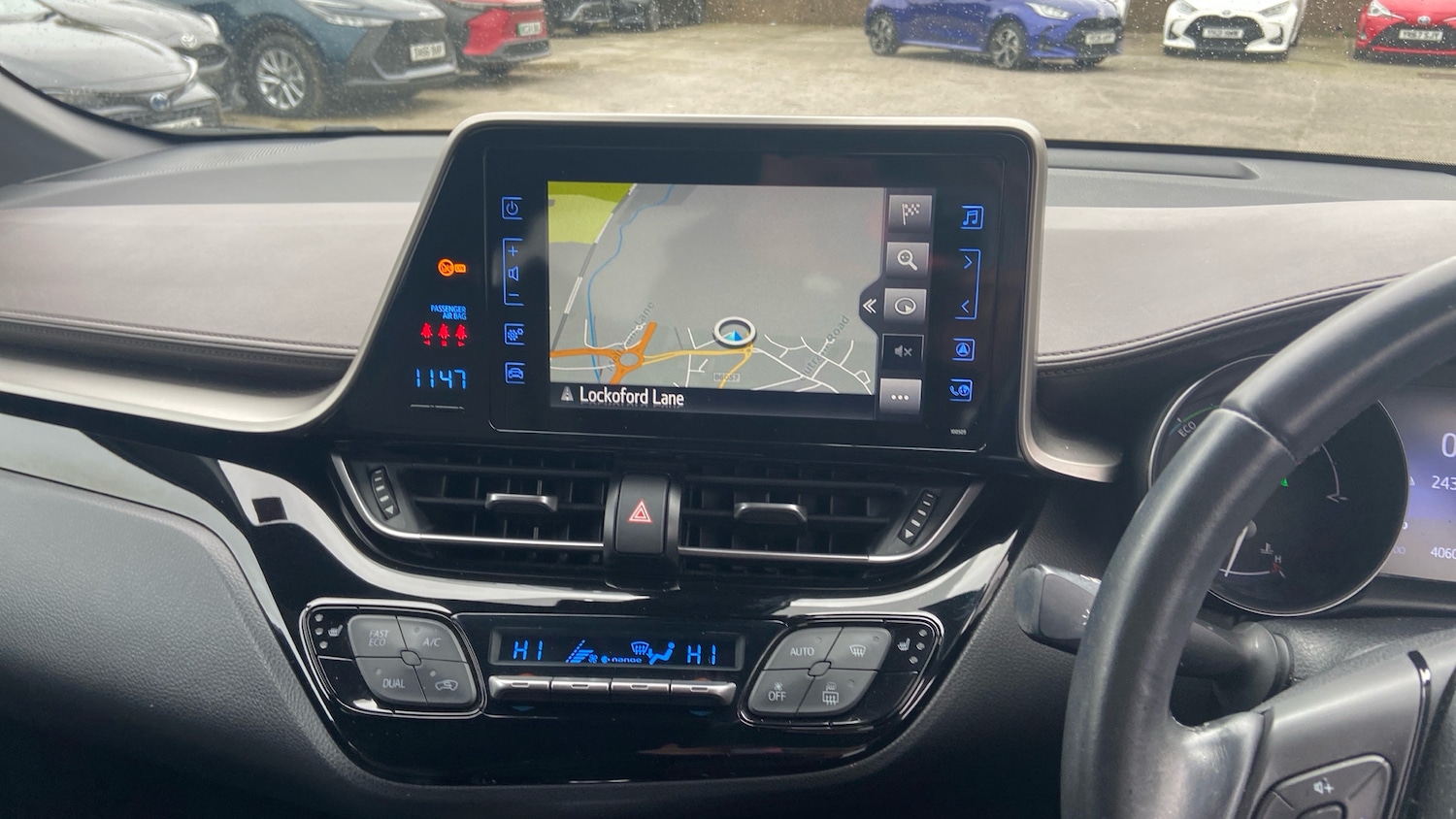 Used Toyota C-HR 2017 for sale - 77946941: Photo 7