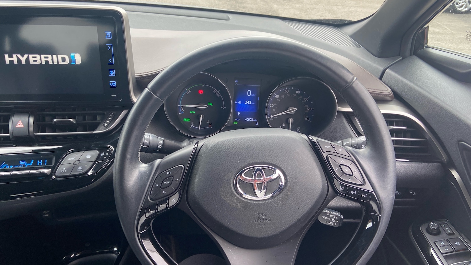 Used Toyota C-HR 2017 for sale - 77946941: Photo 8