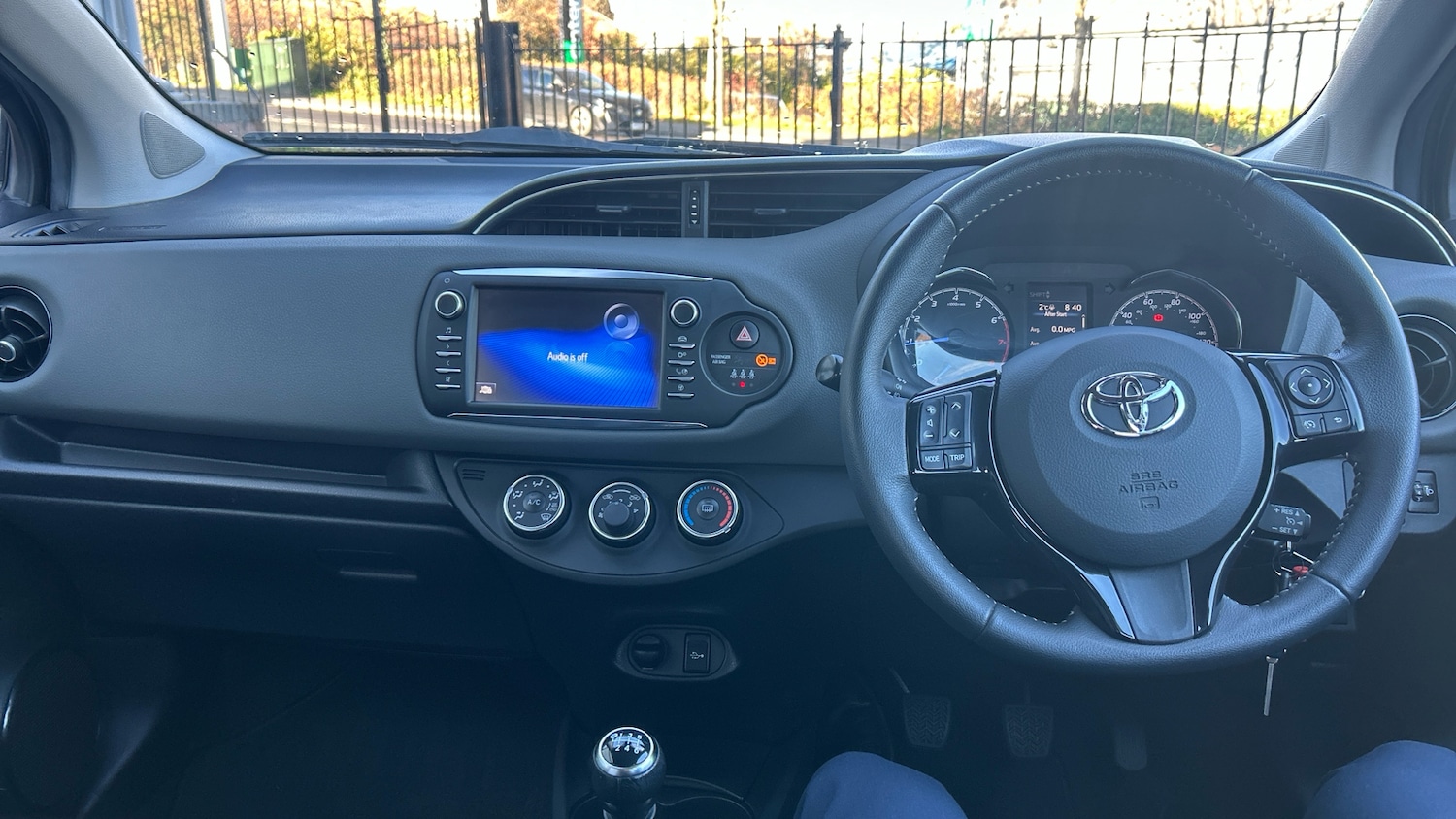 Used Toyota Yaris 2019 for sale - 76662472: Photo 5