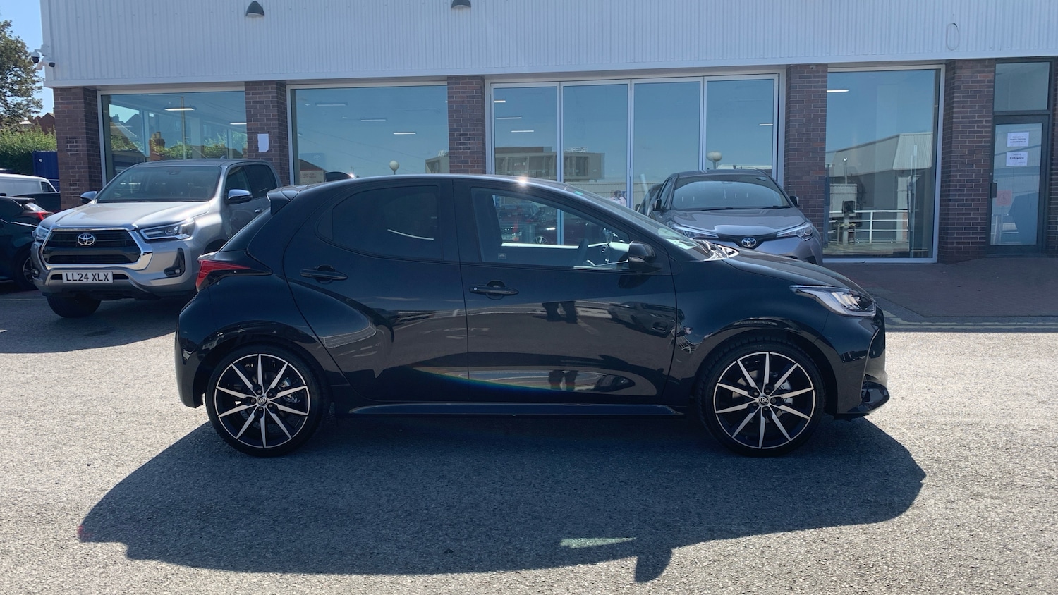 Used Toyota Yaris 2025 for sale - 76343896: Photo 16