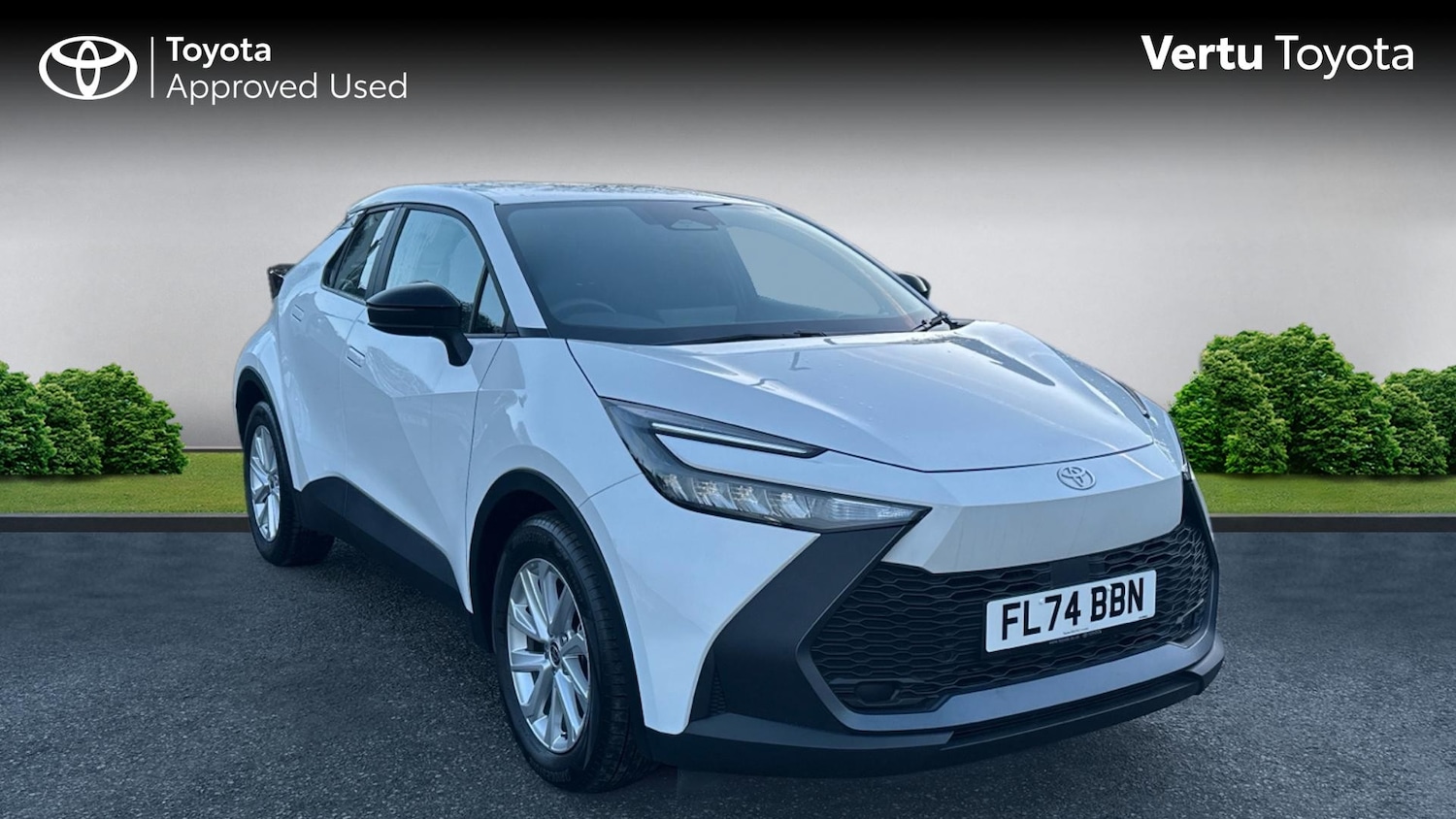Used Toyota C-HR 2024 for sale - 77180638: Photo 1