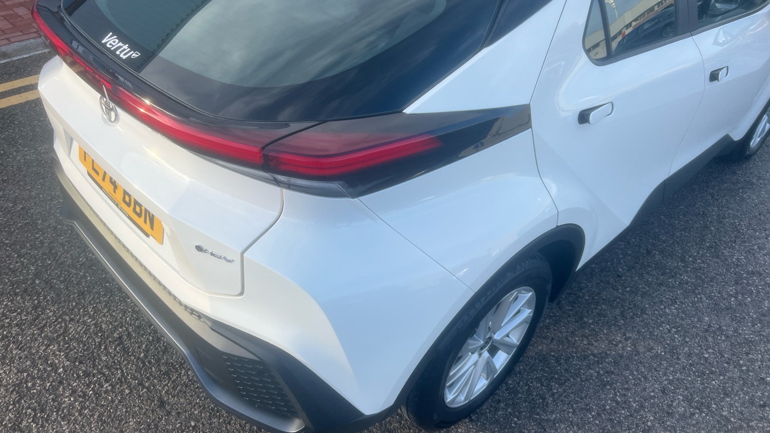 Used Toyota C-HR 2024 for sale - 77180638: Photo 27