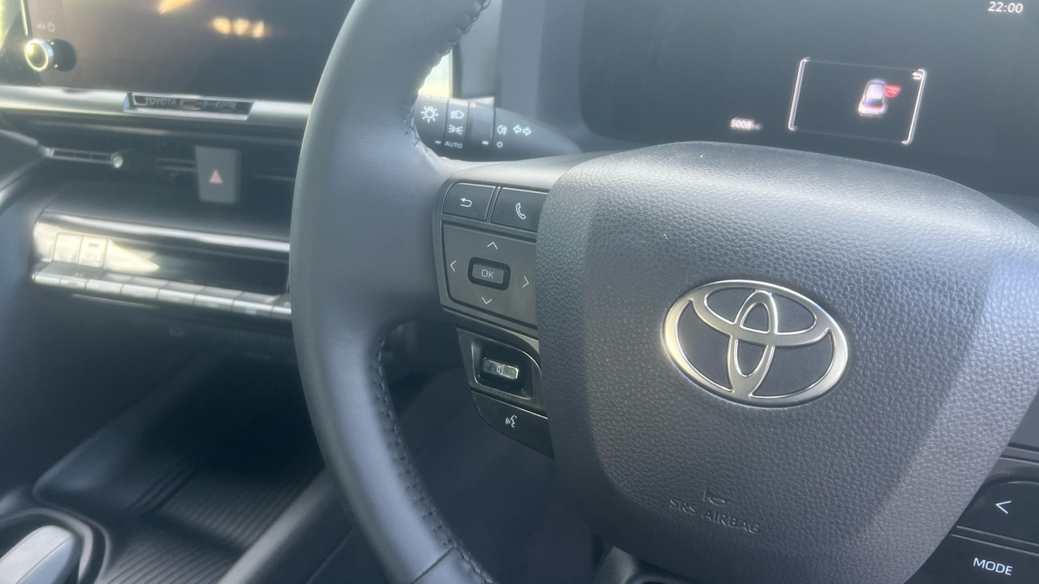 Used Toyota C-HR 2024 for sale - 77180638: Photo 40