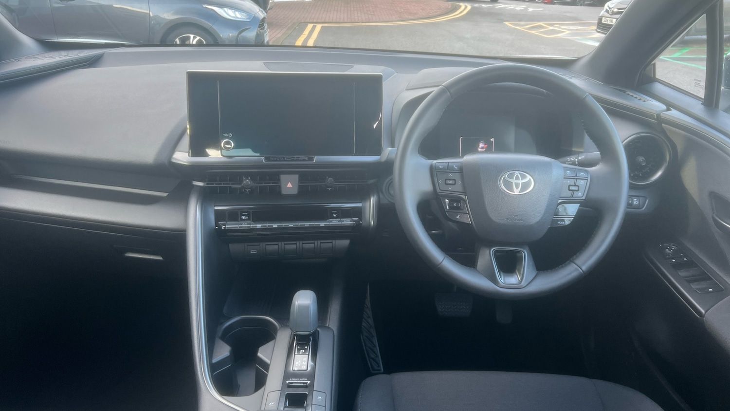 Used Toyota C-HR 2024 for sale - 77180638: Photo 5