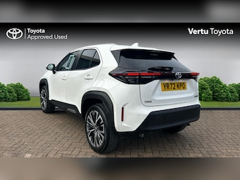 Used Toyota Yaris Cross 2022 for sale - 76402332: Photo