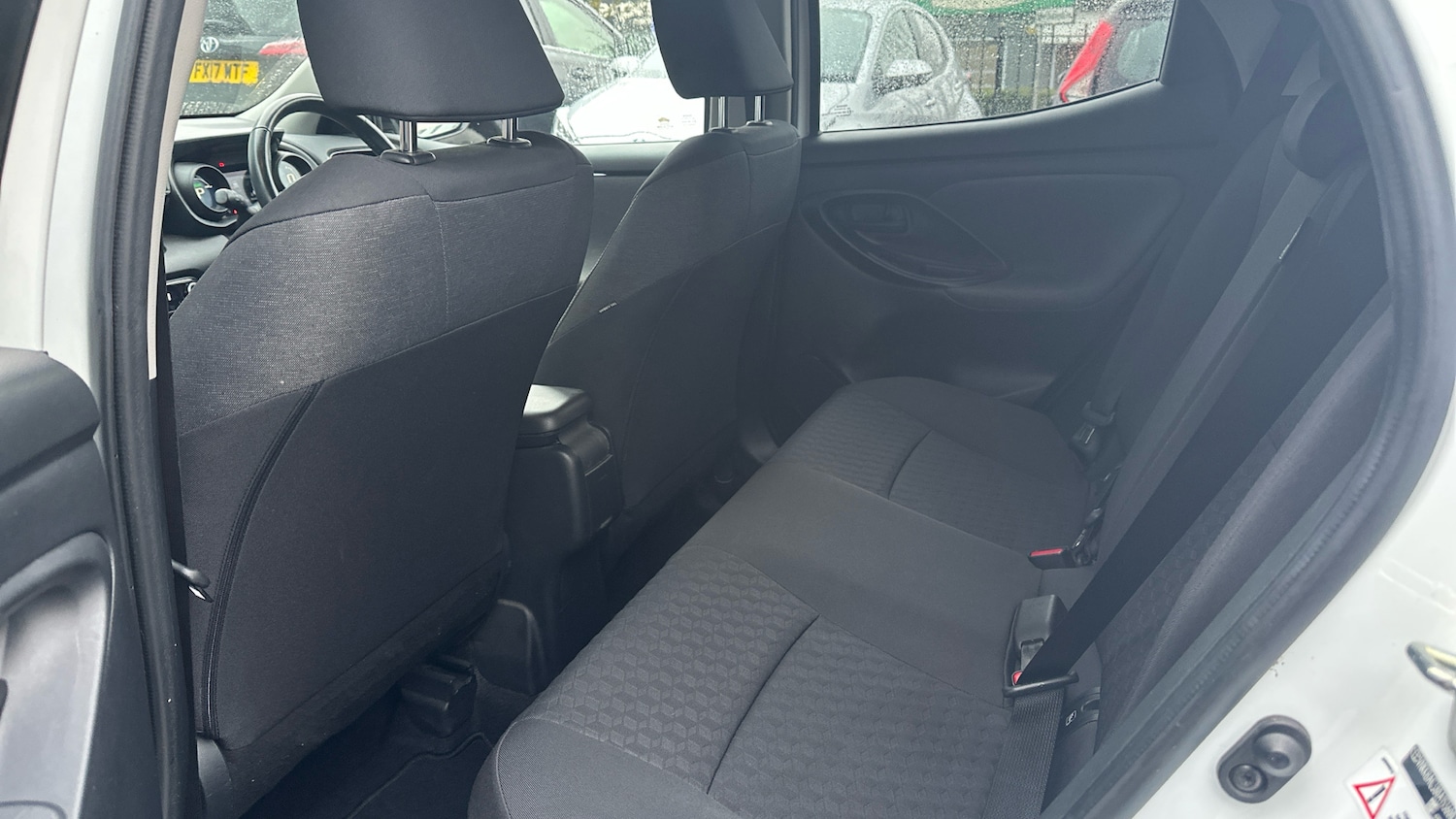 Used Toyota Yaris 2021 for sale - 77619720: Photo 13