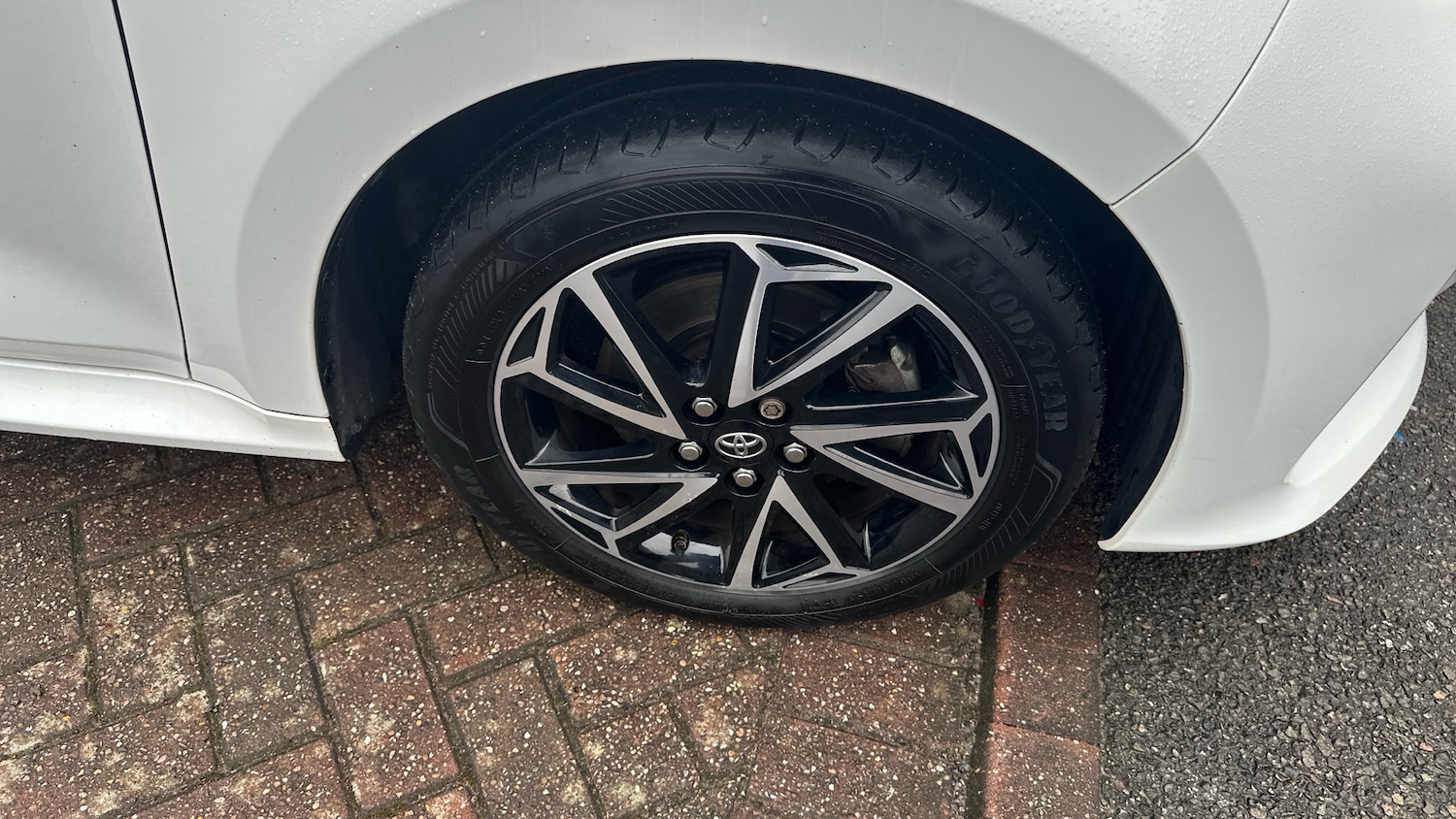 Used Toyota Yaris 2021 for sale - 77619720: Photo 30