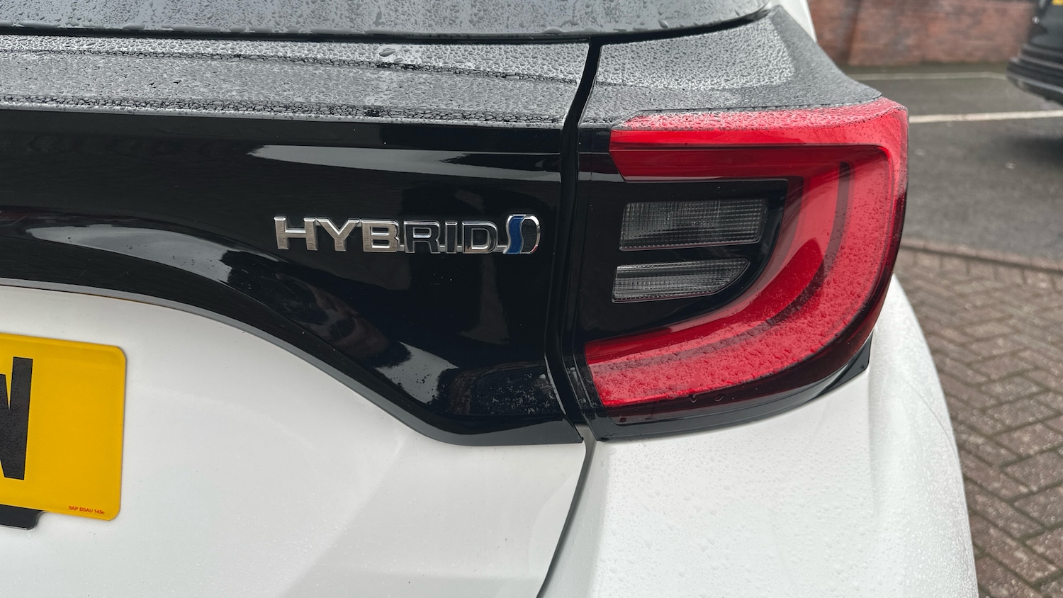 Used Toyota Yaris 2021 for sale - 77619720: Photo 36