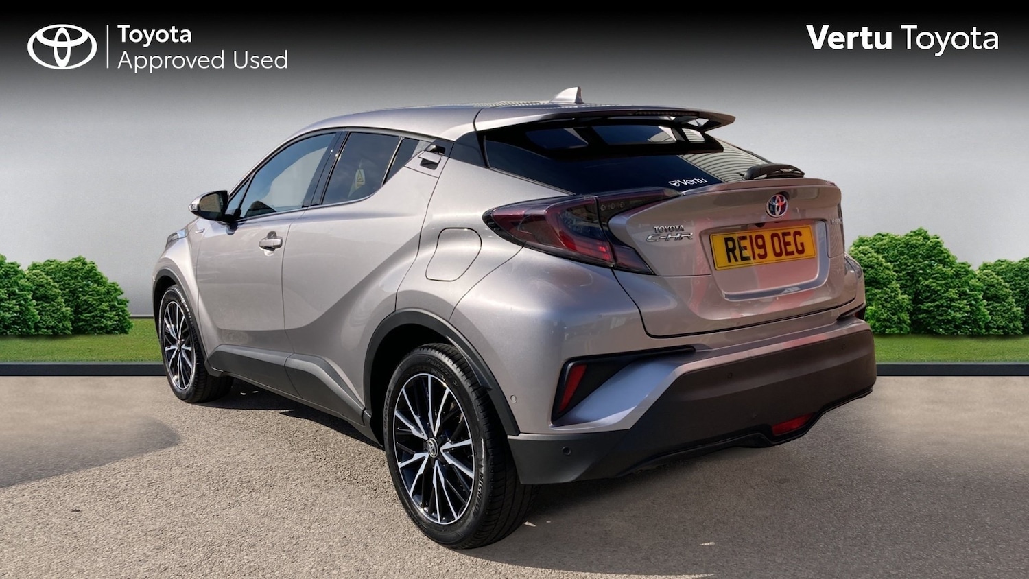 Used Toyota C-HR 2019 for sale - 76544231: Photo 4