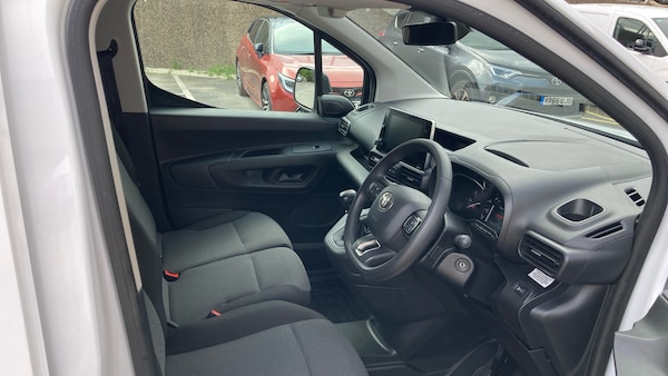 Used Toyota ProAce 2023 for sale - 76265903: Photo 11