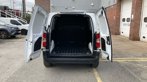Used Toyota ProAce 2023 for sale - 76265903: Photo 14