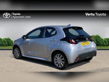 Used Toyota Yaris 2023 for sale - 78344391: Photo