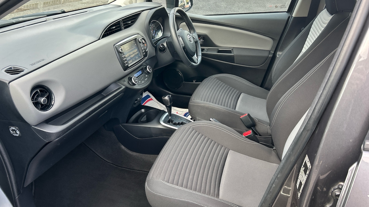 Used Toyota Yaris 2019 for sale - 77273488: Photo 10