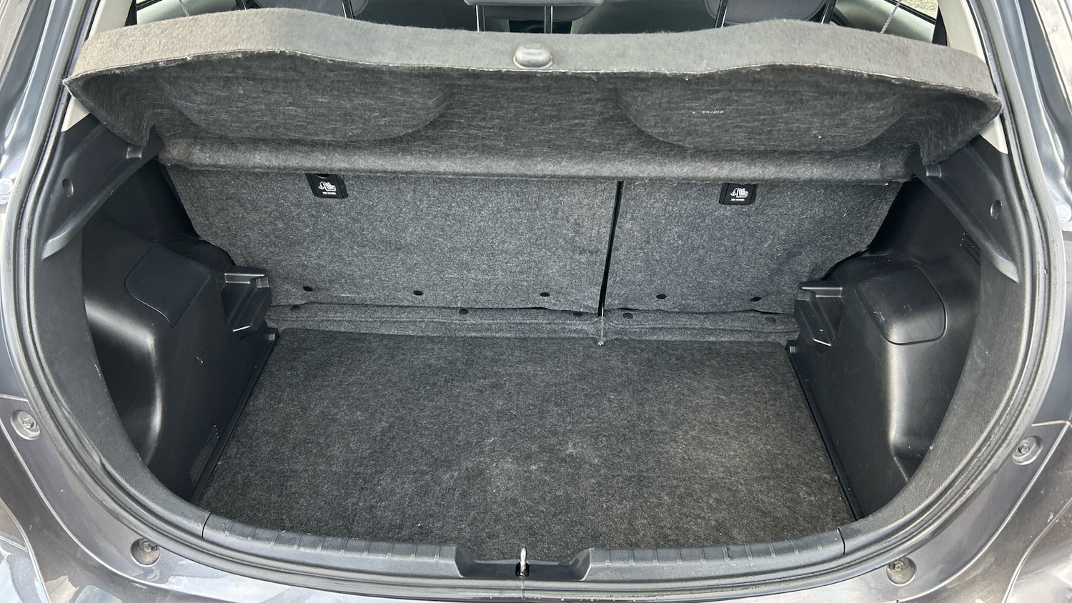 Used Toyota Yaris 2019 for sale - 77273488: Photo 14