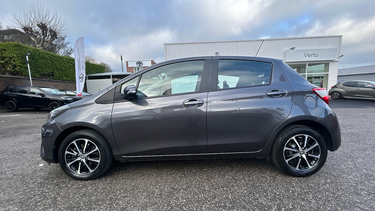 Used Toyota Yaris 2019 for sale - 77273488: Photo 17