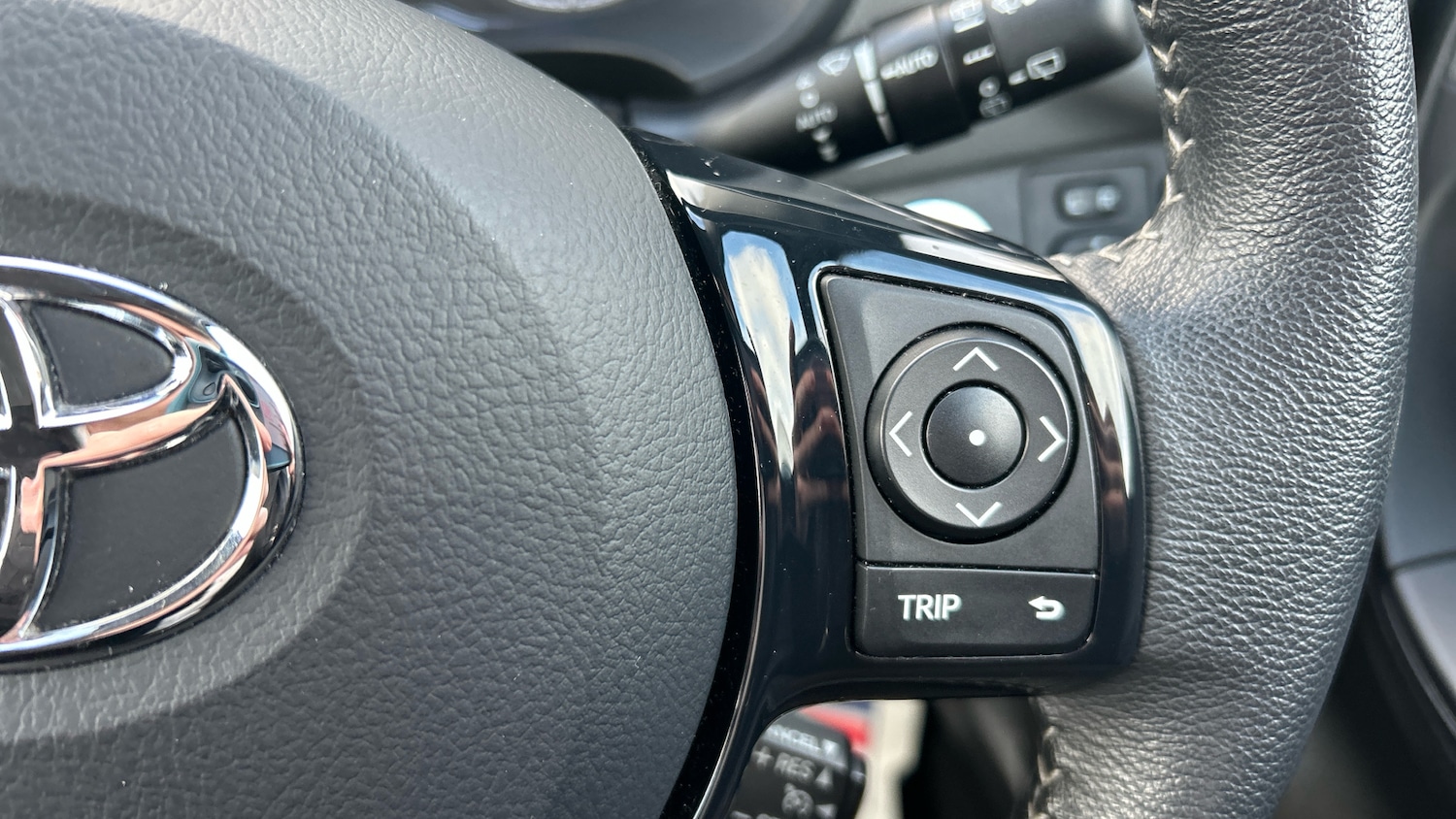 Used Toyota Yaris 2019 for sale - 77273488: Photo 21