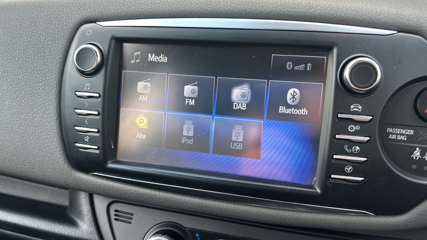 Used Toyota Yaris 2019 for sale - 77273488: Photo 29