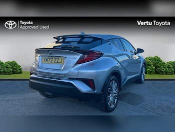 Used Toyota C-HR 2023 for sale - 77072962: Photo