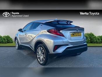 Used Toyota C-HR 2023 for sale - 77072962: Photo