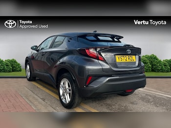 Used Toyota C-HR 2022 for sale - 76480237: Photo