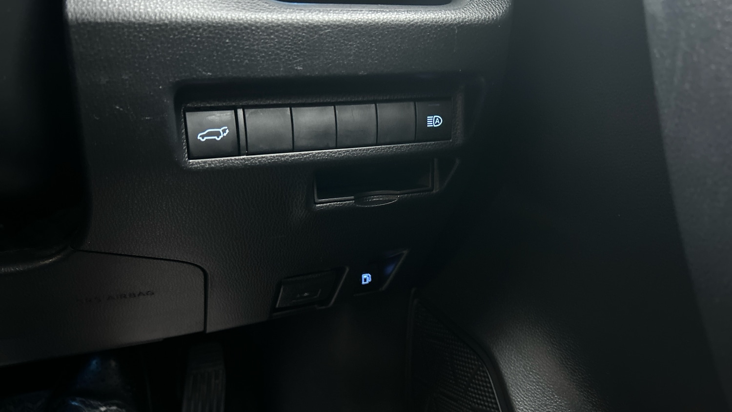 Used Toyota RAV4 2022 for sale - 77005833: Photo 32