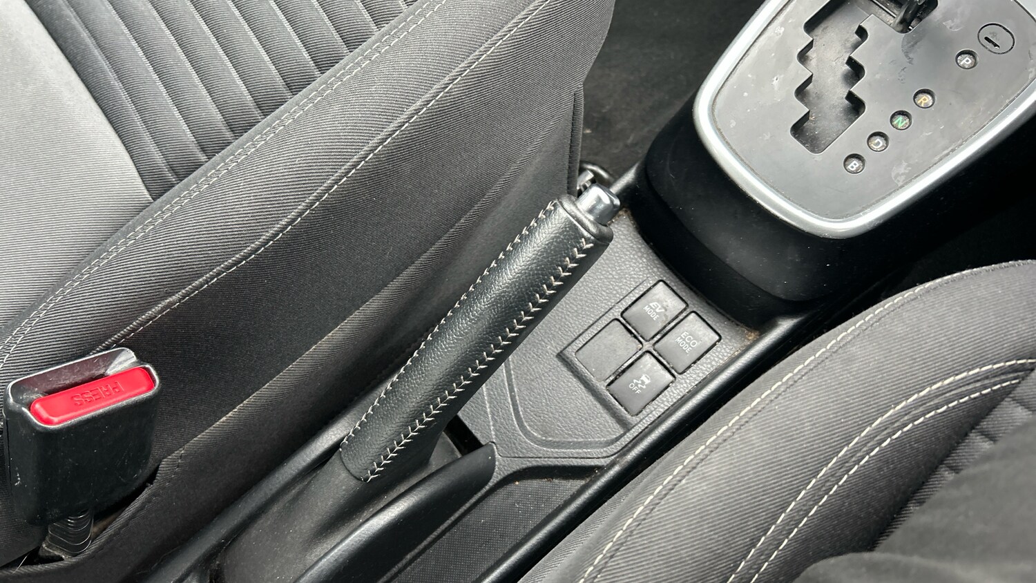 Used Toyota Yaris 2017 for sale - 77833163: Photo 35